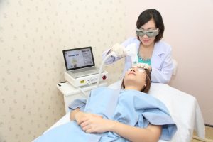 サミティヴェート病院スクムビット美容皮膚科